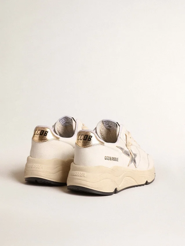 Running Sole aus Nappa mit silbernem Stern und goldener Lederlasche an der Ferse