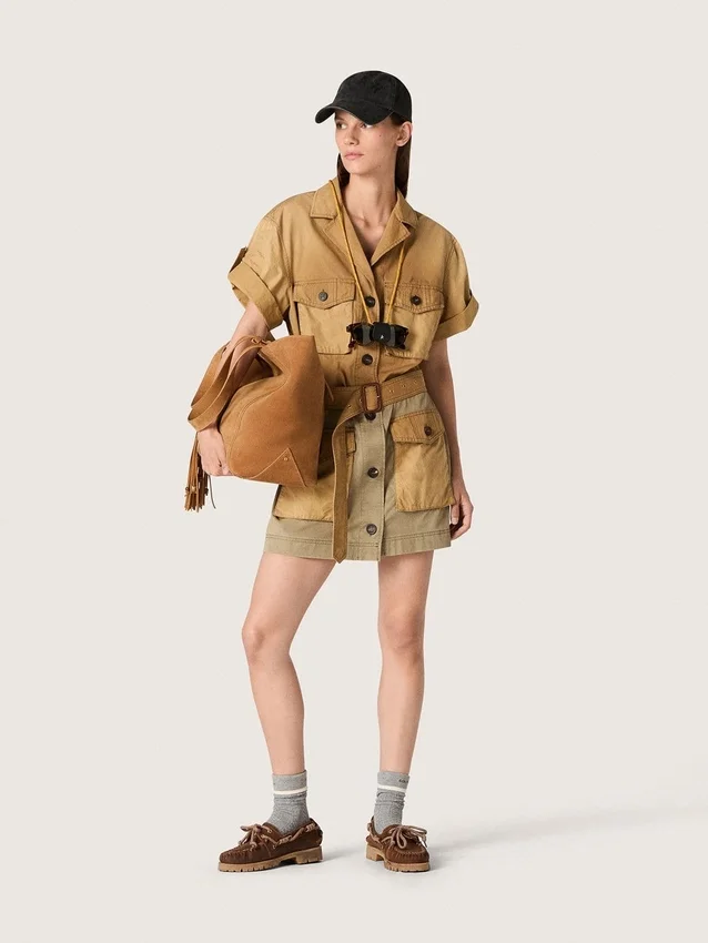 Safari-Kleid für Damen aus beiger und militärgrüner Baumwolle mit Maxi-Taschen