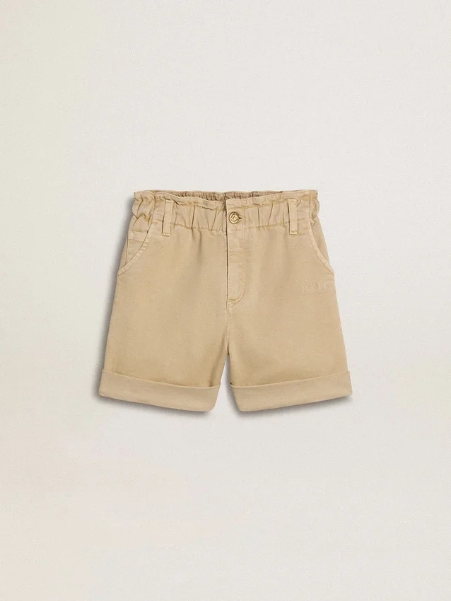 Sandfarbene Shorts für Mädchen mit gesticktem Logo