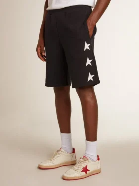 Schwarze Bermuda-Shorts für Herren mit weissen Sternen