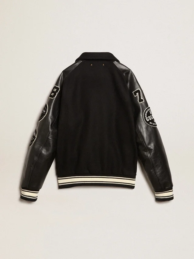 Schwarze Bomberjacke aus Wolle mit Aufnäher
