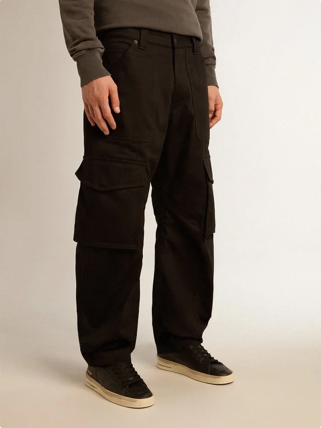 Schwarze Cargohose