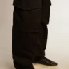 Schwarze Cargohose
