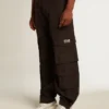 Schwarze Cargohose aus Ripstop-Nylon