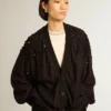 Schwarze Damen-Strickjacke mit schattierter Stickerei