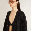 Schwarze Damen-Strickjacke mit Ton-in-Ton-Perlenstickerei im Toile-de-Jouy-Stil
