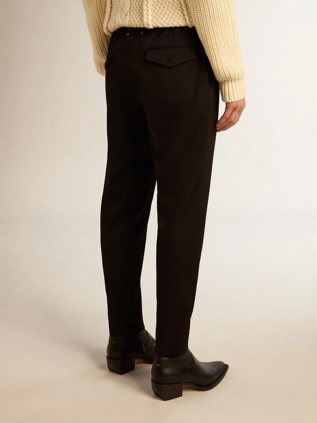 Schwarze Herrenhose aus Wollgabardine
