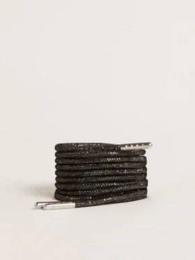 Schwarze Schnürsenkel mit silberfarbenen Swarovski-Strasssteinen