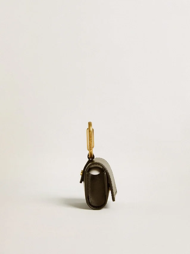 Schwarzes AirPod-Etui
