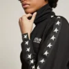 Schwarzes Damen-Sweatshirt mit Reissverschluss und weissen Sternen