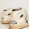 Sky-Star aus weissem Leder mit schwarzem Lederstern