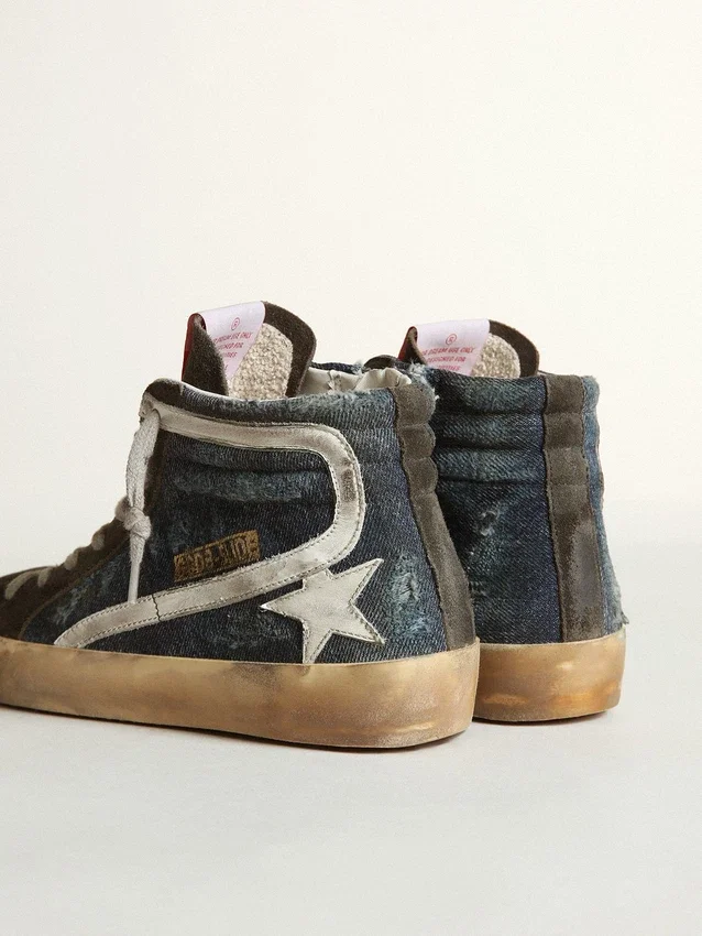 Slide aus mitternachtsblauem Denim mit weissem Lederstern