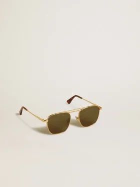 Sonnenbrille im Aviator-Stil mit goldenem Rahmen und grünen Gläsern