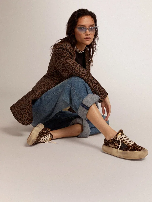 Space-Star-Schuhe für Frauen aus Ponyleder mit Animal-Print und Lammfellfutter