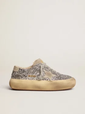 Space-Star-Schuhe für Frauen in silbernem Glitzer mit Lammfellfutter