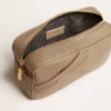 Star Bag aus salbeigrünem Leder mit Ton-in-Ton-Stern
