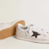 Stardan aus Nappaleder mit silbermetallischem Lederstern und Fersenlasche aus rosa Wildleder