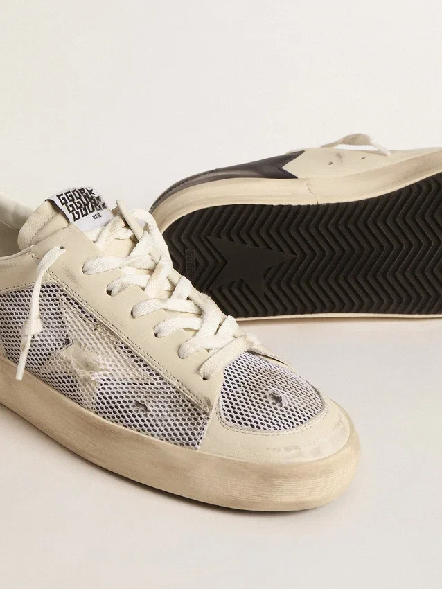 Stardan aus weissem Leder und Mesh mit weissem Lederstern