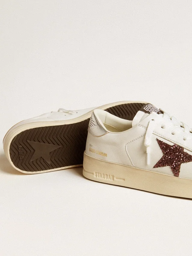 Stardan für Damen aus Nappa mit Glitzerstern und Fersenlasche aus Metallic-Leder