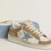 Stardan LTD aus weissem Leder und tabakfarbenem Wildleder mit hellblauem Wildlederstern und Fersenlasche