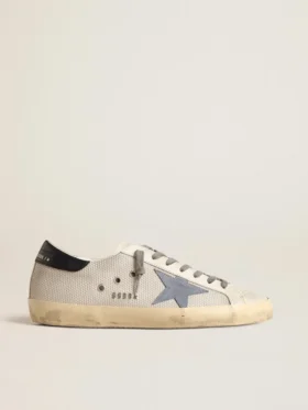 Super-Star aus hellsilbernem Mesh mit hellblauem Stern aus Wildleder