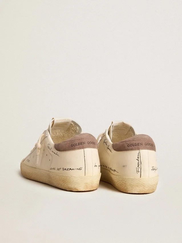 Super-Star für Damen aus Nappaleder mit perforiertem Stern und Fersenlasche aus Wildleder