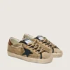 Super-Star LTD für Damen aus beigem Canvas mit schwarzem Lederstern