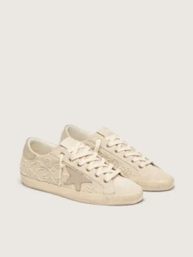 Super-Star LTD für Damen aus perlfarbigem Wildleder mit goldenem Stern und Perlenstickerei