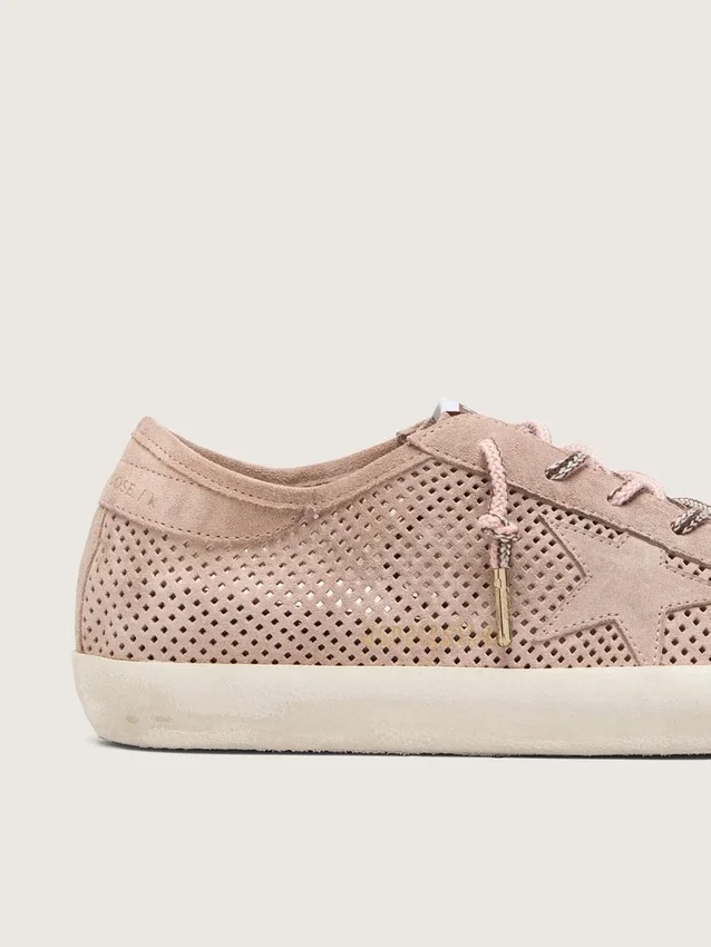 Super-Star LTD für Damen aus puderrosa, perforiertem Wildleder mit Ton-in-Ton-Stern