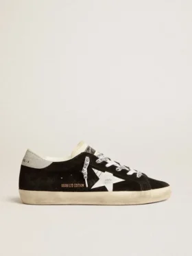 Super-Star LTD für Damen aus schwarzem Wildleder mit weissem aufgedrucktem Stern und silberner Glitzer-Fersenlasche