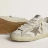 Super-Star LTD für Damen mit beigem Stern und Fersenlasche aus Wildleder sowie Blumenstickerei