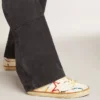 Super-Star LTD für Damen mit perforiertem Stern und Fersenlasche aus Metallic-Leder