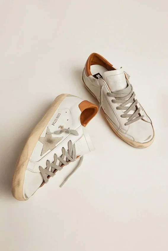 Super-Star-Sneaker für Herren mit Stern aus Wildleder und brauner Fersenlasche