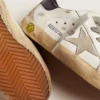 Super-Star Young mit Stern aus Wildleder