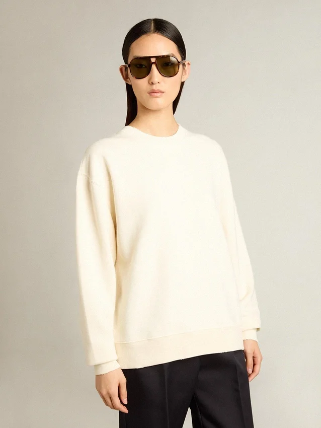 Sweatshirt in gealtertem Weiss mit umgekehrtem Logo auf der Rückseite – Jersey Capsule