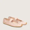 Étoile-Ballerinas aus puderrosa Satin mit puderrosa gesticktem Stern und elastischem Riemen