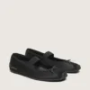 Étoile Ballerinas aus schwarzem Satin mit schwarzem gesticktem Stern und elastischem Riemen