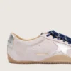 True-Star für Damen aus pastellrosa Wildleder mit silbernem Stern und Fersenlasche