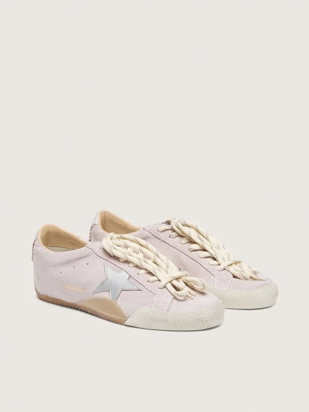 True-Star für Damen aus pastellrosa Wildleder mit silbernem Stern und Fersenlasche