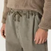 Unisex-Hose aus grauem Denim mit Kordelzug und Stern