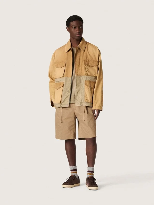Unisex-Safarijacke aus beiger und militärgrüner Baumwolle mit Maxi-Taschen