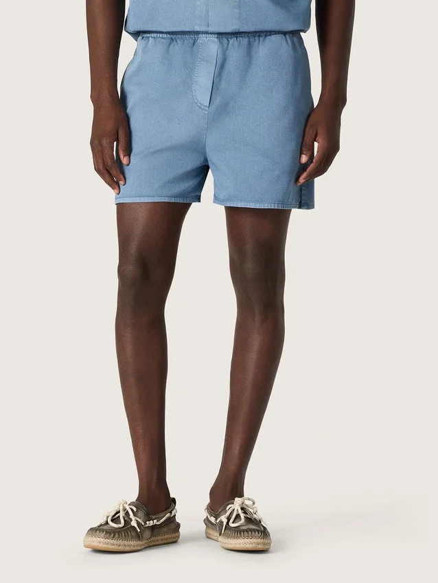 Unisex-Shorts aus hellblauem Baumwolltwill