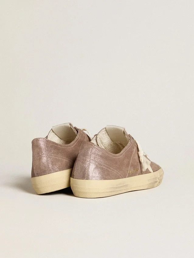 V-Star für Damen aus hellbraunem Metallic-Wildleder mit cremefarbenem Lederstern