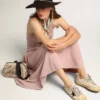 V-Star für Damen mit schwarzem Stern aus Wildleder und gesticktem Schriftzug