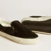 VCE Penstar für Damen aus schwarzem Wildleder mit schwarzer Lederlasche an der Ferse