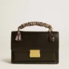 Venezia-Tasche aus schwarzem, genarbtem Leder mit mehrfarbigem Schal