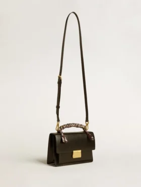Venezia-Tasche aus schwarzem, genarbtem Leder mit mehrfarbigem Schal