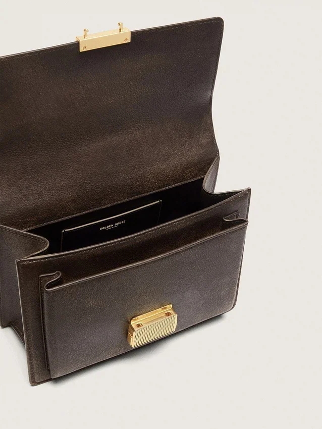 Venezia-Tasche aus vintage-dunkelbraunem, geprägtem Leder mit goldenen Details