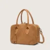 Vita-Tasche aus kamelfarbenem Wildleder mit goldenen Details