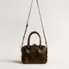 Vita-Tasche aus schwarzem Leder im Distressed-Look mit goldenen Details